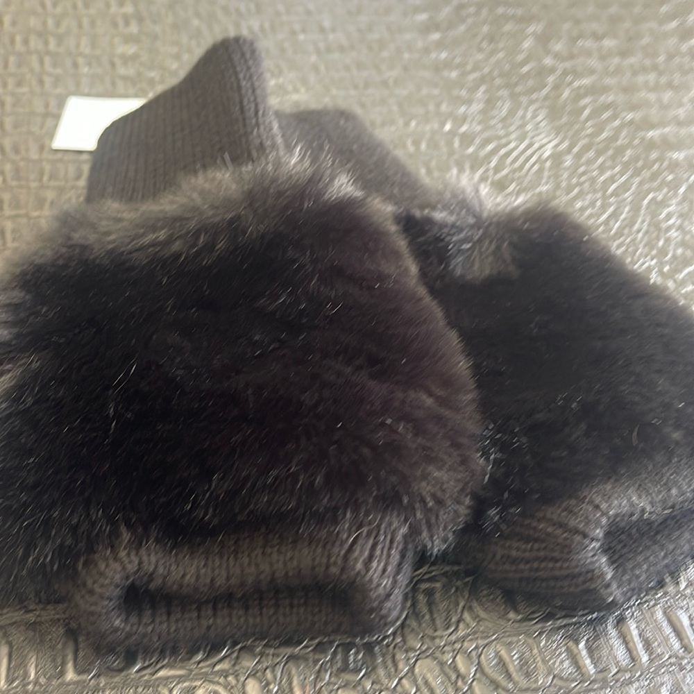 Jocelyn Black Faux Fur Gloves Fingerless -Soft